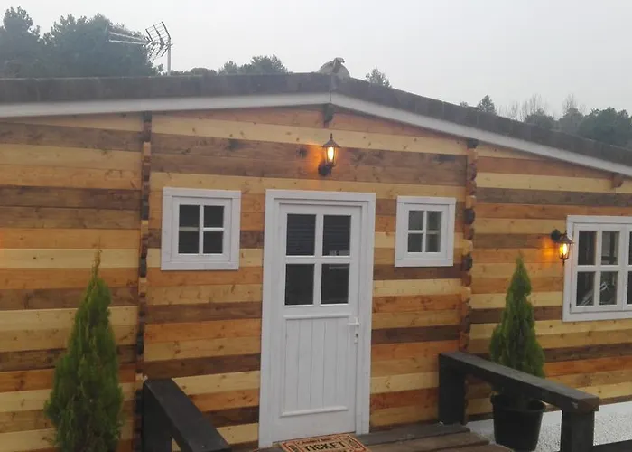 Апартаменты La Cabana Del Alberche *